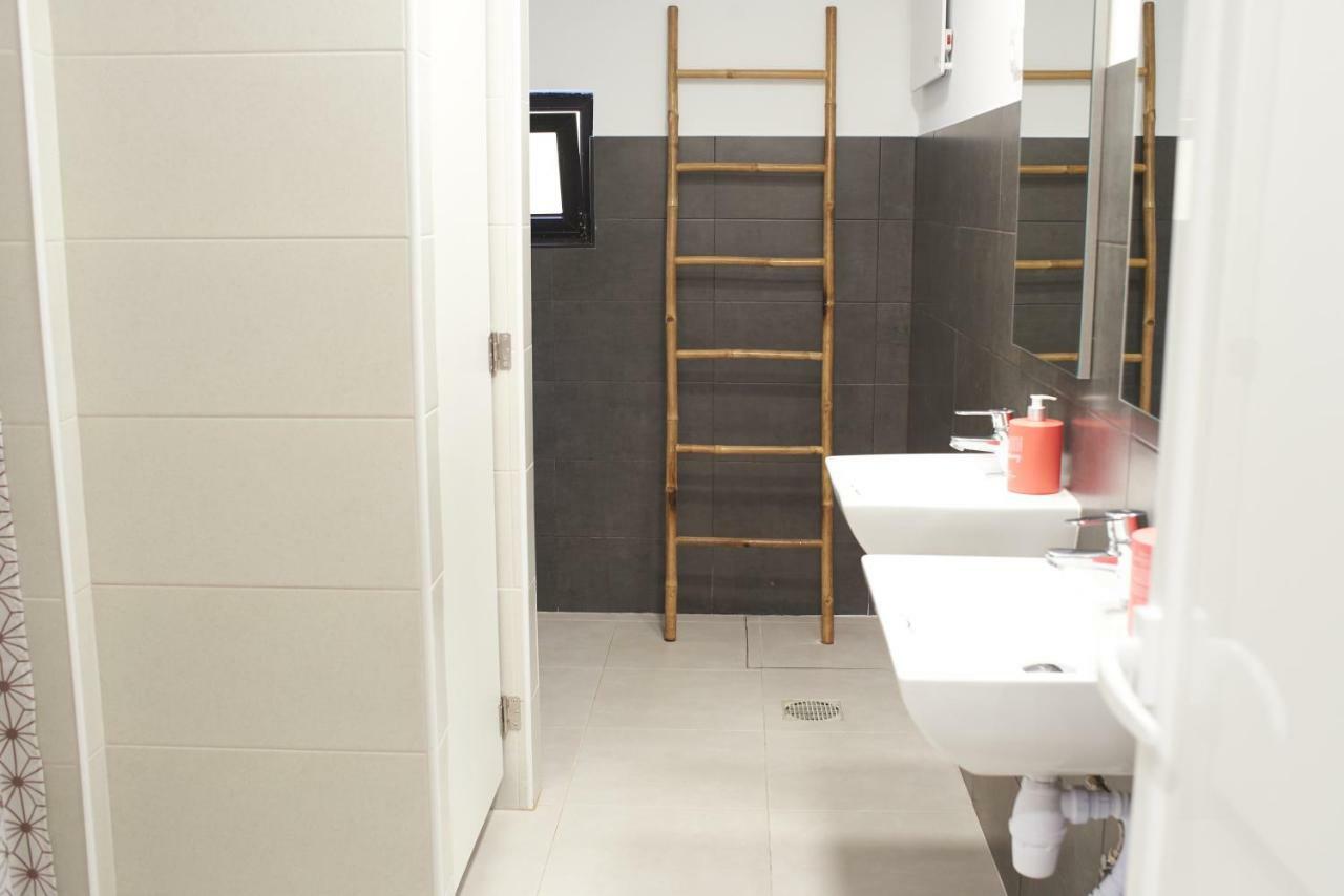 Cool Suites & Pool Vandrarhem Cascais